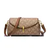 2026 Nova Bolsa de Ombro Transversal da Moda para Mulheres, Bolsa Quadrada Pequena Versátil e Elegante para Outono e Inverno