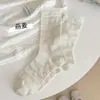 2026 Meias Empilhadas Sem Costura de Algodão Puro Primavera/Verão Estilo Japonês Malha Respirável Botão de Renda Meia de Cano Médio Feminina