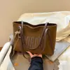 Bolso de Hombro para Mujer de Gran Capacidad 2025 Otoño e Invierno Nuevo Bolso de Aspecto Elegante Nicho Bolso para Estudiantes Universitarios Bolsa de Compras