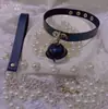 Shuoyao Acessórios Íntimos Sexy Faixa para Cabeça Adesivo para Mamilos Máscara para Olhos Raquete de Penas Chapéu de Policial Conjunto de Roupa de Cama Sm Embalado Dropshipping