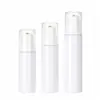 Botella de mousse blanca portátil de 100/120/150 ml, botella de espuma limpiadora facial de alta gama para el cuidado diario, tipo dispensador de espuma
