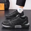 Drop-shipping Sapatos Masculinos 2026 Outono Novo Estilo Superfície de Couro Sapatos de Pai Retrô Popular no Douyin Mesmo Estilo Cadarço Esportivos Casuais