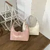 2026 Novo Modelo Bolsa de Ombro Meia-Lua, Bolsa de Mão de Couro Envernizado Colorido, Bolsa de Mão com Design de Nicho Fashion, Bolsa Pequena Tendência