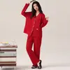 Colección de Primavera y Otoño de Yu Zhaolin: Conjuntos de Pijama de Algodón Puro a Juego en Rojo Brillante, Perfectos para Bodas, Recién Casados y Ropa Casual para el Hogar