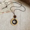 Collar marrón con forma de corazón de estilo relajado y desenfadado, cadena única para la clavícula de estilo étnico, cadena creativa de nicho para suéter para mujer