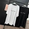 [Em Estoque] VC Nova Moda de Verão Camiseta com Estampa de Letras Gola Redonda Versátil Solta Camiseta Básica para Mulheres