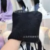 Invierno 2025 Japonés y Coreano Original Nuevo Sombrero de Protección para las Orejas Tejido de Pelo de Conejo para Mujer Sombrero de Orejas de Gato Color Sólido Sombrero de Lana Cálido
