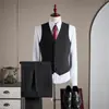 Terno MasculinoItaliano Slim Fit de Dois Botões, Roupa Formal Business Casual, Terno de Casamento para Noivo, Conjunto de Três Peças, Leve para Negócios