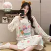 Camisola de Manga Comprida com Gola Redonda para Primavera e Outono com Bojos, Roupa de Dormir Canelada de Seda Gelada, Estilo Verão Fino, Tamanho Grande, Pode Ser Usada Fora de Casa como Roupa de Casa