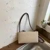 Bolsa Baguete de Ombro Único e Axila Casual Tendência de Nicho para Mulheres, Nova Bolsa Quadrada Pequena Transversal Verão 2026