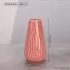 Jarrón Cerámico de Rayas Verticales Sencillo Estilo ins Adorno para Arreglo Floral de Sala de Estar Escritorio Nórdico de Lujo Ligero Jarrón Decorativo para Flores Secas