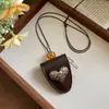 Cordón de Cuero Acrílico Colgante Redondo de Cuero con Forma de Corazón Clip para Gafas Cadena para Suéter Cadena para Suéter de Diseño Moderno Collar Versátil