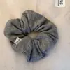 Scrunchie de Malha Macia Cor Maillard para Mulheres 2025 Inverno Novo Estilo Prendedor de Cabelo com Toque de Luxo Leve e de Alta Qualidade Acessório de Cabelo