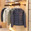 Ligera Otoño/Invierno 2026 Nuevo Exterior Delgado Tres Pruebas Cálida Acolchada con Capucha Algodón Chaqueta Moda Masculina