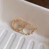 Pendientes de Aro Redondos Lisos Dorados Estilo Francés Simple Luz de Lujo Pendientes de Gama Alta de Moda Estilo Hong Kong Pendientes al por Mayor