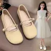 Zapatos de Cuero para Niñas 2026 Primavera/Verano Nuevo Estilo Estilo Princesa Versátiles Zapatos de Suela Blanda con Decoración de Perlas para Niñas y Niños