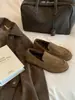 Zapatos mocasines retro suaves y pegajosos del mismo estilo que Mamá Uva para mujer, otoño e invierno, puntera redonda, slip-on, zapatos perezosos, mocasines afelpados con felpa