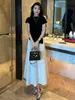 Traje de moda nuevo de verano para mujer: Conjunto de dos piezas para mujer, top de punto de manga corta ajustado con cordón + falda de cintura alta, adelgazante
