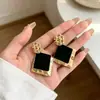 Pendientes Grandes Cuadrados Negros de Moda para Mujer, Diseño de Nicho, Lujo Ligero Retro, Pendientes Metálicos, Accesorios para Orejas de Lentejuelas Geométricas