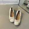 Zapatos Mary Jane estilo coreano con lunares, colección otoño/invierno 2026, adecuados para ir al trabajo, con tacón oculto, suela antideslizante y diseño de puntera poco profunda