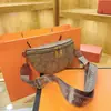 Bolsas de mujer transfronterizas 2026 nuevo modelo diseño de nicho estampado bolso casual para mujer versátil bolso de pecho correa ancha bolso de hombro bolso cruzado