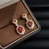 Pendientes de Zirconia Coloridos Pesados Brillantes Artesanales Estilo Retro Artístico Elegantes para Cena Pendientes Vintage de Alta Gama