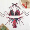 Novo maiô de duas peças estilo europeu e americano para mulheres, conjunto de biquíni com estampa, gola halter e costas nuas, moda praia Amazon