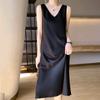 Vestido de tirantes de satén de acetato de verano 2022 para mujer, escote en V delantero y trasero, falda de longitud media, interior elegante, falda de tirantes sin mangas