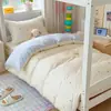Juego de tres piezas de algodón puro estilo Ins para dormitorio de estudiante con estampado, sábana bajera y sábana encimera de algodón para cama individual de dormitorio, alta calidad y atractivo