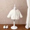 Conjunto acolchado para niñas, engrosado para otoño e invierno, estilo nuevo, adecuado para bebés y niños pequeños, moderno conjunto de tres piezas para finales de otoño e invierno