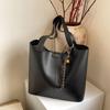 Bolso Maillard para mujer 2025 nuevo popular de este año bolso tote de gran capacidad costuras retro estilo extranjero bolso de viaje
