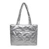 Bolsa Feminina Estilo Novo Transfronteiriça, Bolsa Tote Acolchoada de Algodão de Grande Capacidade, Bolsa de Ombro da Moda Tendência com Padrão de Losango de Grande Capacidade