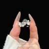 Atrapasueños Estilo Francés Minimalista Anillo de Encaje Hueco de Plata Estilo Vintage Fresco Anillo de Dedo Índice Versátil de Gama Alta para Mujeres