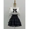En stock: Dulce atuendo de verano estilo japonés para niñas, adecuado para el uso diario, con un elegante top de hombros descubiertos y una falda de cintura alta.