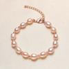 Nova pulseira de pérolas naturais de água doce feminina nicho design pulseira senso fornecimento de barraca de pérolas reais fabricantes atacado