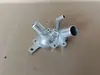 Adequado para conector de mangueira de água do motor 5.6L da Nissan Infiniti, tampa do termostato, plástico original do carro/alumínio aprimorado