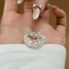 Anillo de Perlas de Cristal con Cuentas INS Diseño de Nicho Sentido de Diseño Anillo de Dedo de Gama Alta Temperamento de Lujo Ligero Accesorios de Anillo Versátiles