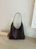 Tendência transfronteiriça grande capacidade textura tecida bolsa de axila feminina 2026 nova moda retrô bolsa de ombro única bolsa tote feminina