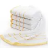 Toalha de algodão absorvente com borda dourada, estampa de abacaxi xadrez, 70g, para hotel, banho, uso doméstico, lavagem de rosto