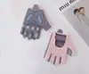 Guantes de Fitness para Mujer Nuevos Guantes de Cyber Celebridad de Medio Dedo Silicona Líquida Antideslizantes Resistentes al Desgaste Guantes de Fitness para Exteriores