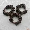 Color café oscuro pedrería satén intestino grueso banda para el pelo femenina parte trasera de la cabeza goma para coleta alta elástica cuerda para el pelo accesorios para el pelo al por mayor