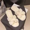 Pantuflas peludas de suela gruesa para mujer, nuevo estilo otoño/invierno 2025, pantuflas de pelo de conejo de moda, pantuflas de algodón de una tira