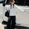 Atuendo elegante y moderno de primavera/otoño para niñas: un conjunto de tres piezas que incluye un chaleco estilo workwear, diseñado para chicas mayores, con pantalones casuales de pierna ancha estilo coreano
