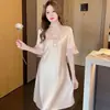 Pijama de Seda Helada Delgado de Verano para Mujer Local de Lujo Ligero Sexy de una Pieza Manga Corta Encaje Bata de Noche Estilo Europeo y Americano Dulces Ropa para el Hogar