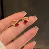 Brincos de Flor com Gotejamento de Óleo em Zircônia Banhados a Ouro 14K Real, Brincos Simples e Elegantes Vintage, Brincos de Nicho de Alta Qualidade para Mulheres