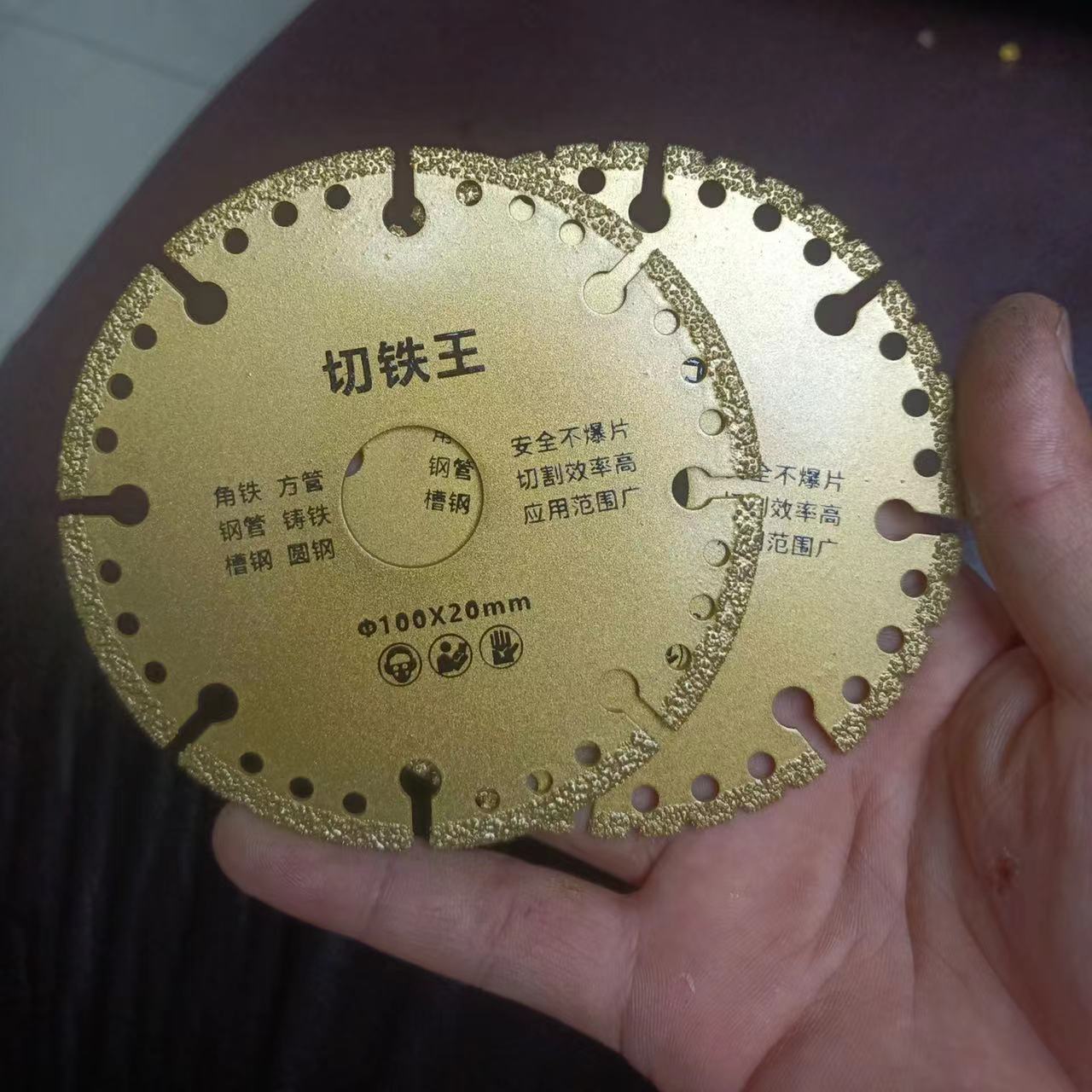 2223e7a403cc15a68765aee1b37c19