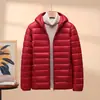 Chaqueta Ligera de Algodón con Relleno y Cuello Alto para Mujer, Abrigo de Algodón Otoño e Invierno, Nuevo Estilo Coreano 2026, Ropa Exterior Casual Suelta Corta con Capucha