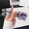 Nuevas Gafas de Sol Fotocromáticas Sin Marco para Hombre, Lente Oceánica con Borde Cortado, Varilla con Veta de Madera, Gafas de Sol de Montura Cuadrada para Mujer, Gafas de Moda Transfronterizas