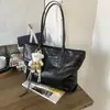 Bolsa Tote Simples de Moda Transfronteiriça Grande Capacidade 2025 Nova Bolsa de Ombro Portátil Bolsa para Deslocamento Bolsa de Axila da Moda