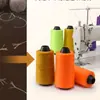 Hilo de coser multicolor al por mayor del fabricante, hilo de ribete de poliéster de alta resistencia, disponible en una gama completa de especificaciones